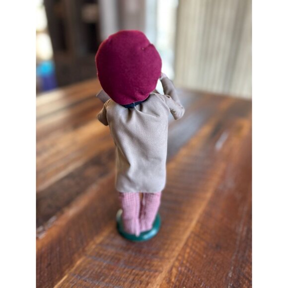 Byers Choice Carolers "Male Artist" With Palette & Brushes 1999 - Picture 4 of 7